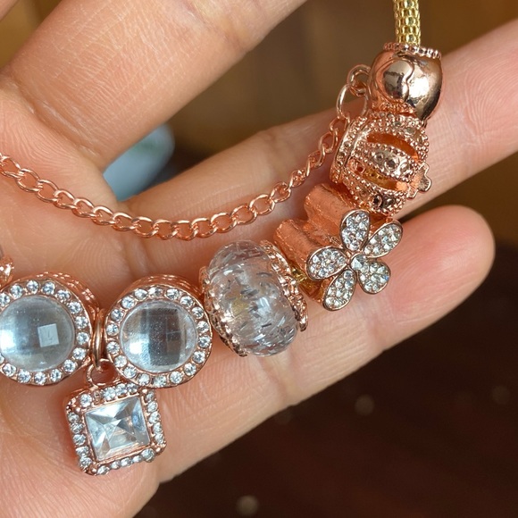 NWOT Gold Pandora Moments 18K Gold Plated Mesh Bracelet w/ Rose Gold Charms - Picture 10 of 13